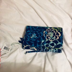 Vera Bradley traveling jewelry case